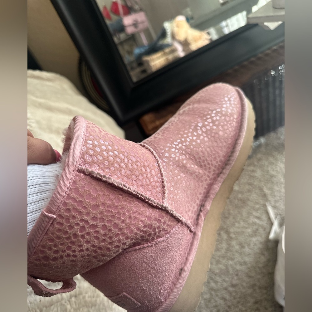 Ugg Mini - image 7